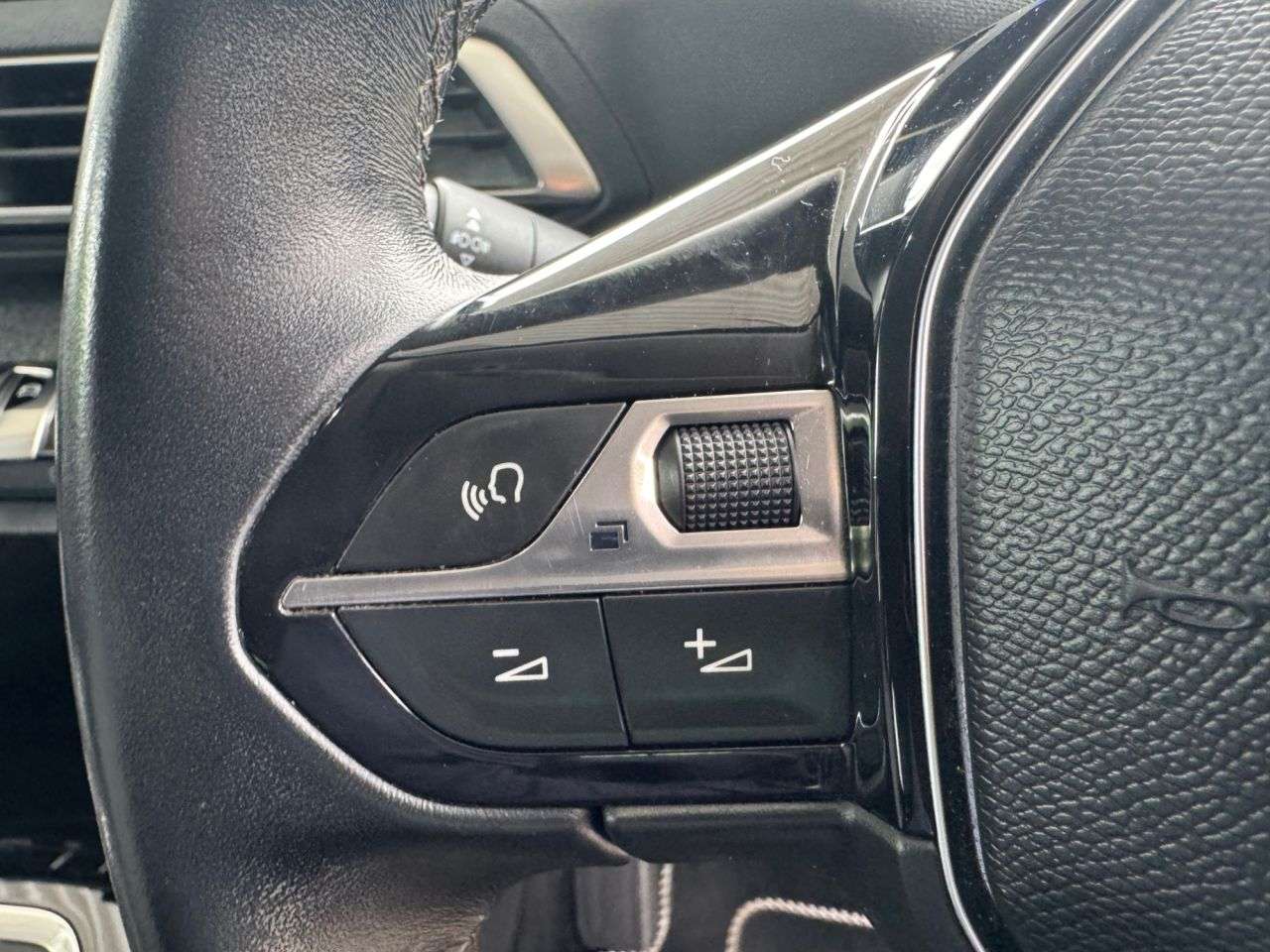 2018 PEUGEOT 3008 2018 PEUGEOT 3008