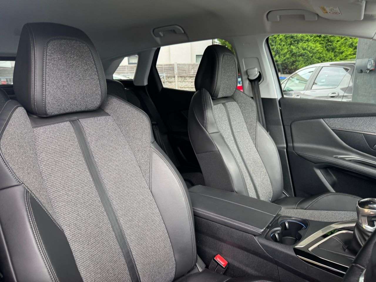 2018 PEUGEOT 3008 2018 PEUGEOT 3008