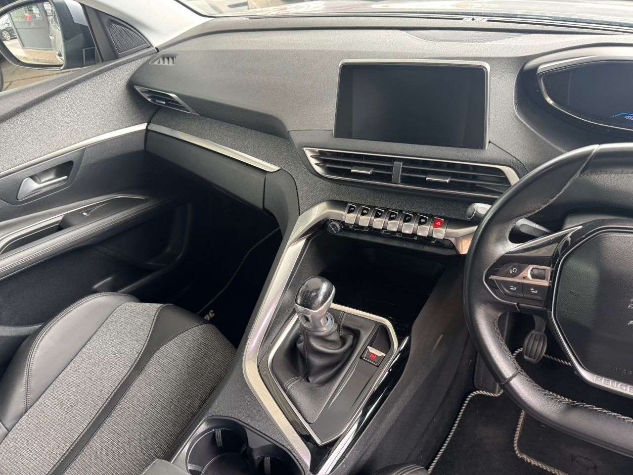 2018 PEUGEOT 3008 2018 PEUGEOT 3008