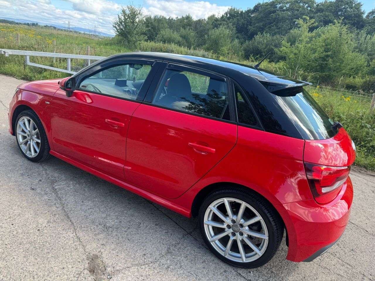 2016 AUDI A1 2016 AUDI A1