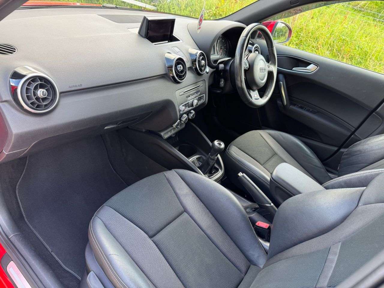 2016 AUDI A1 2016 AUDI A1