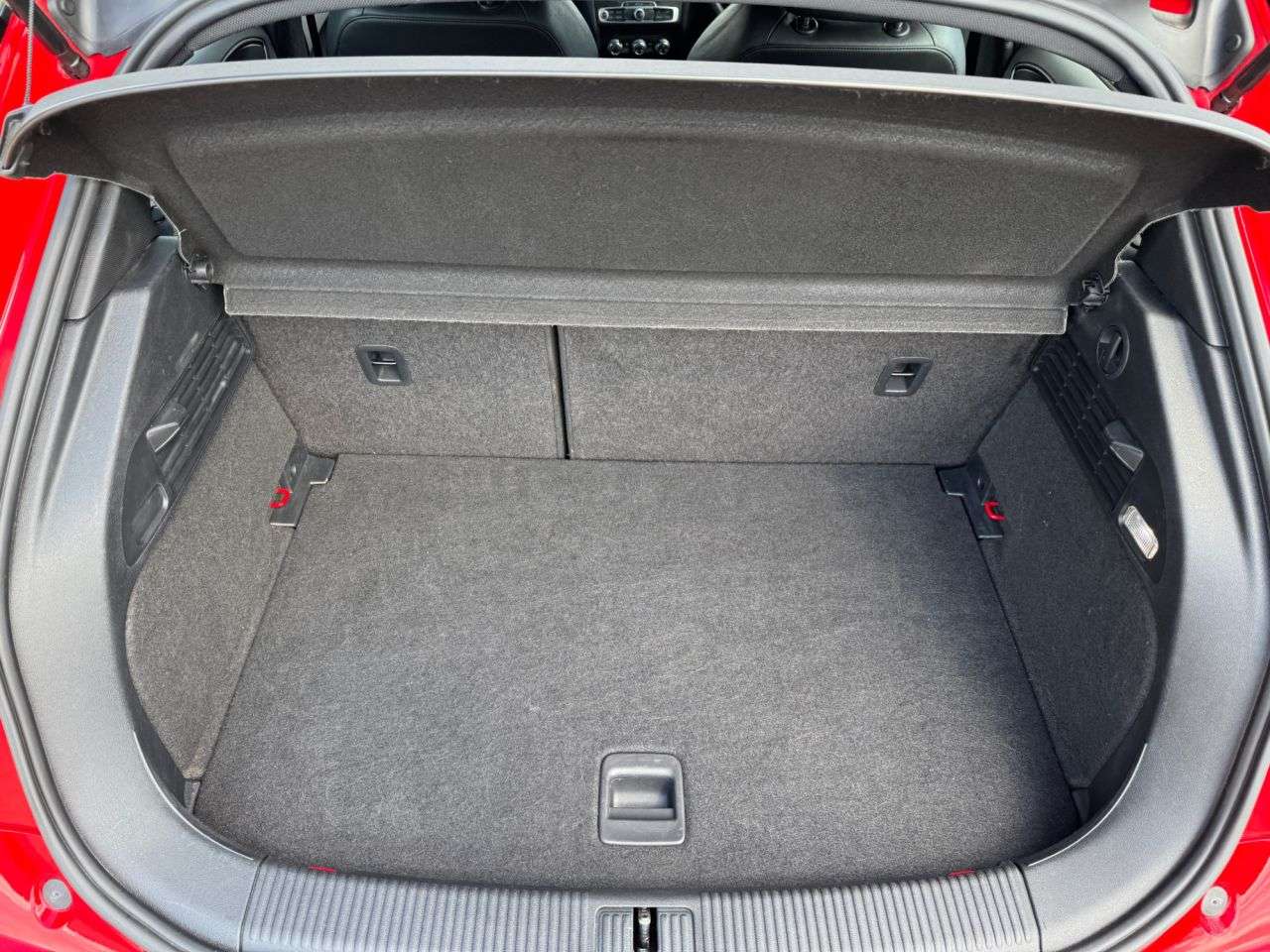 2016 AUDI A1 2016 AUDI A1