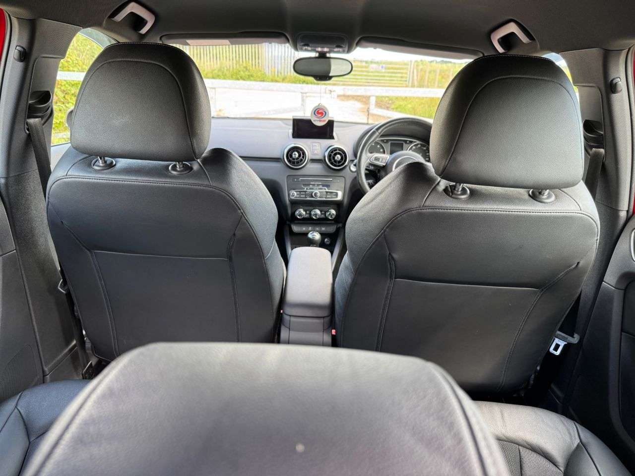 2016 AUDI A1 2016 AUDI A1