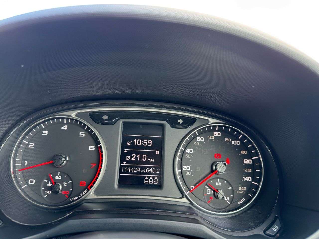 2016 AUDI A1 2016 AUDI A1