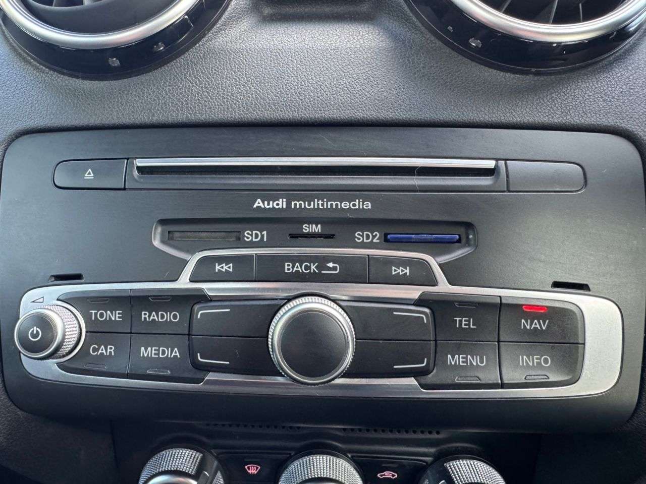 2016 AUDI A1 2016 AUDI A1