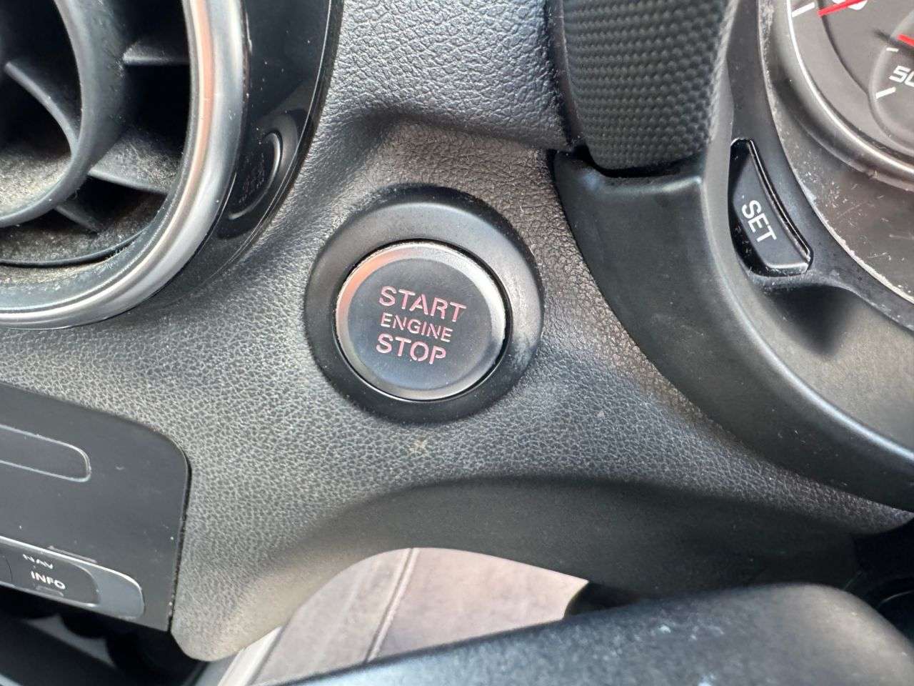 2016 AUDI A1 2016 AUDI A1