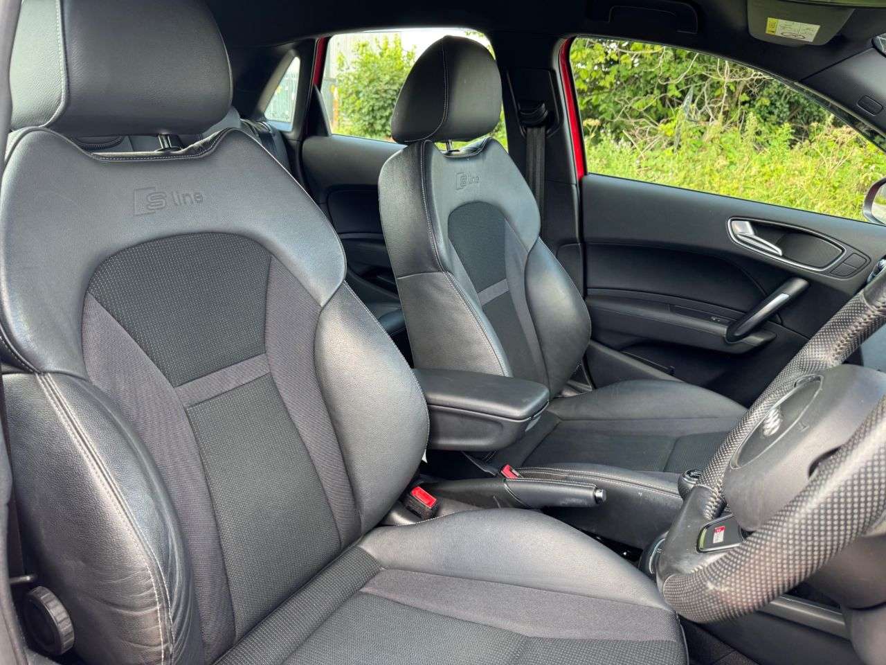 2016 AUDI A1 2016 AUDI A1