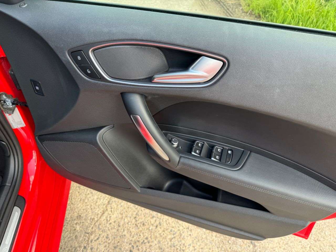 2016 AUDI A1 2016 AUDI A1