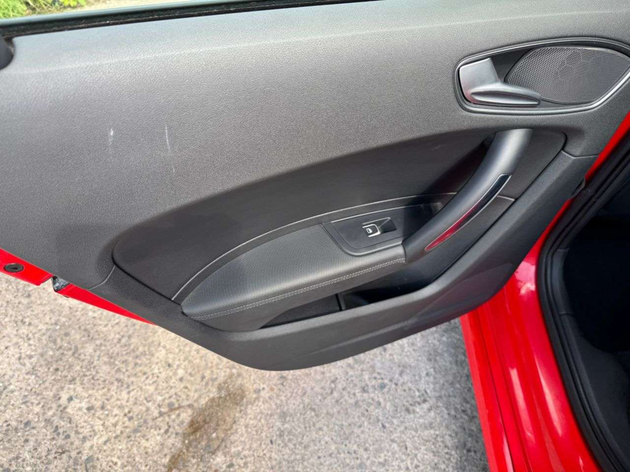 2016 AUDI A1 2016 AUDI A1