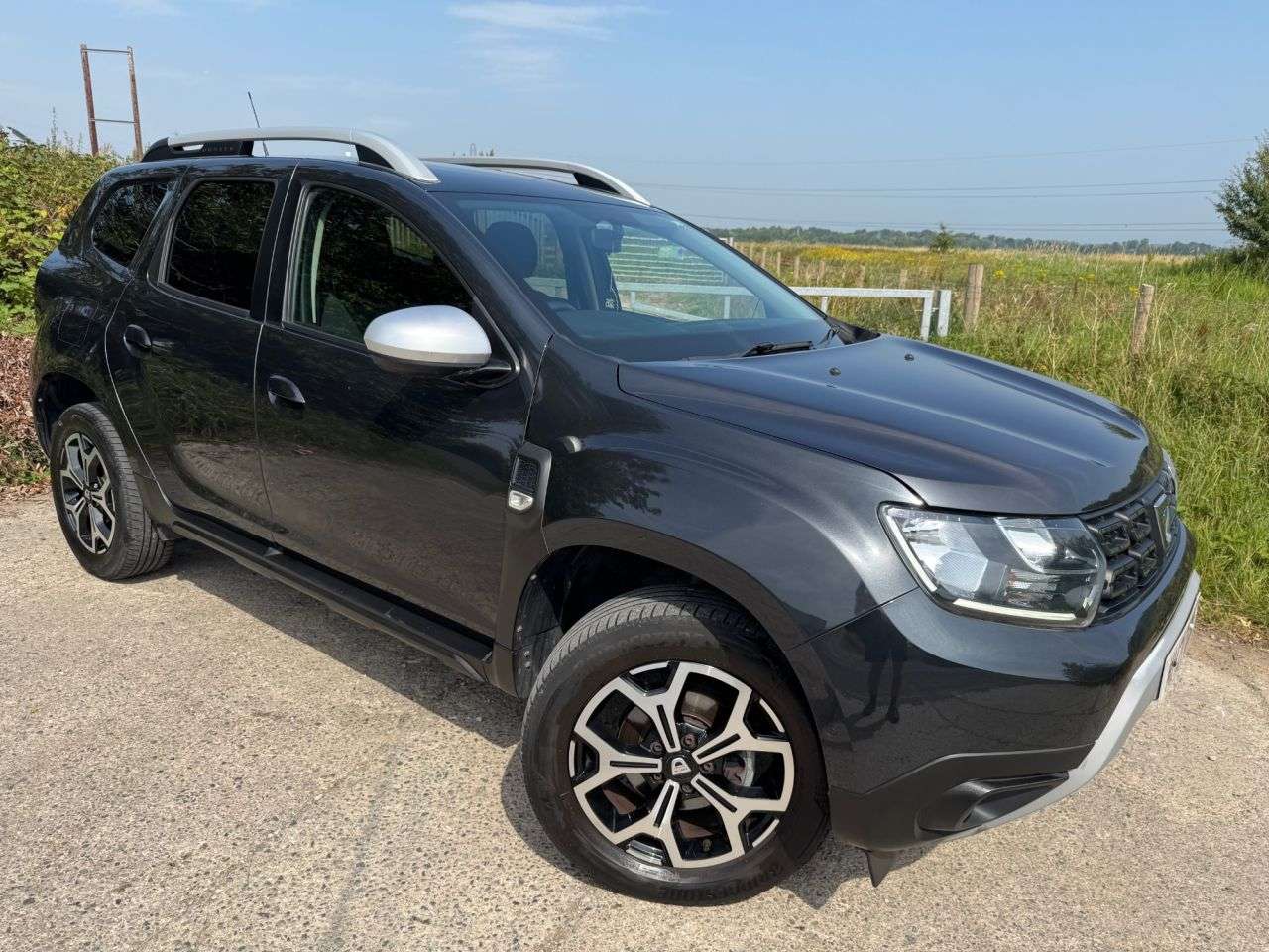 A 2021 DACIA DUSTER 1.0 TCe Prestige SUV 5dr Petrol Manual Euro 6 (s/s) (90 ps) A 2021 DACIA DUSTER 1.0 TCe Prestige SUV 5dr Petrol Manual Euro 6 (s/s) (90 ps)
