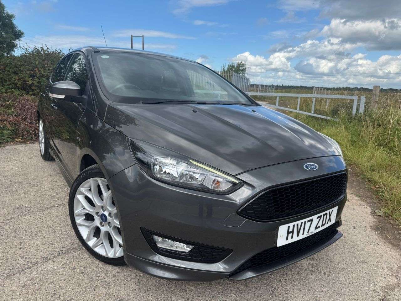 A 2017 FORD FOCUS 1.5 TDCi ST-Line Hatchback 5dr Diesel Manual Euro 6 (s/s) (120 ps) A 2017 FORD FOCUS 1.5 TDCi ST-Line Hatchback 5dr Diesel Manual Euro 6 (s/s) (120 ps)