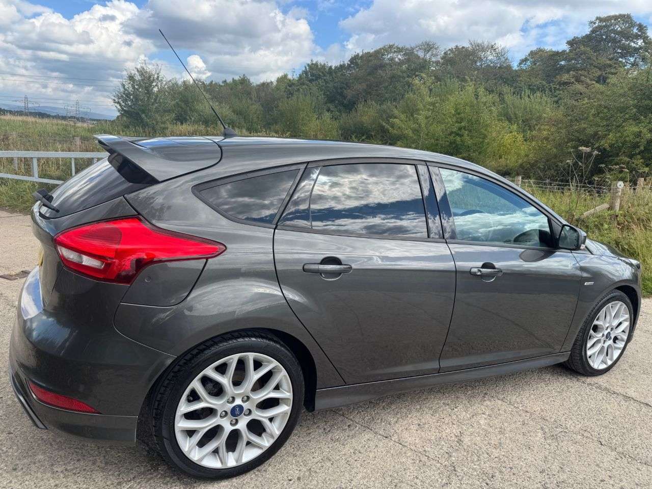 A 2017 FORD FOCUS 1.5 TDCi ST-Line Hatchback 5dr Diesel Manual Euro 6 (s/s) (120 ps) A 2017 FORD FOCUS 1.5 TDCi ST-Line Hatchback 5dr Diesel Manual Euro 6 (s/s) (120 ps)