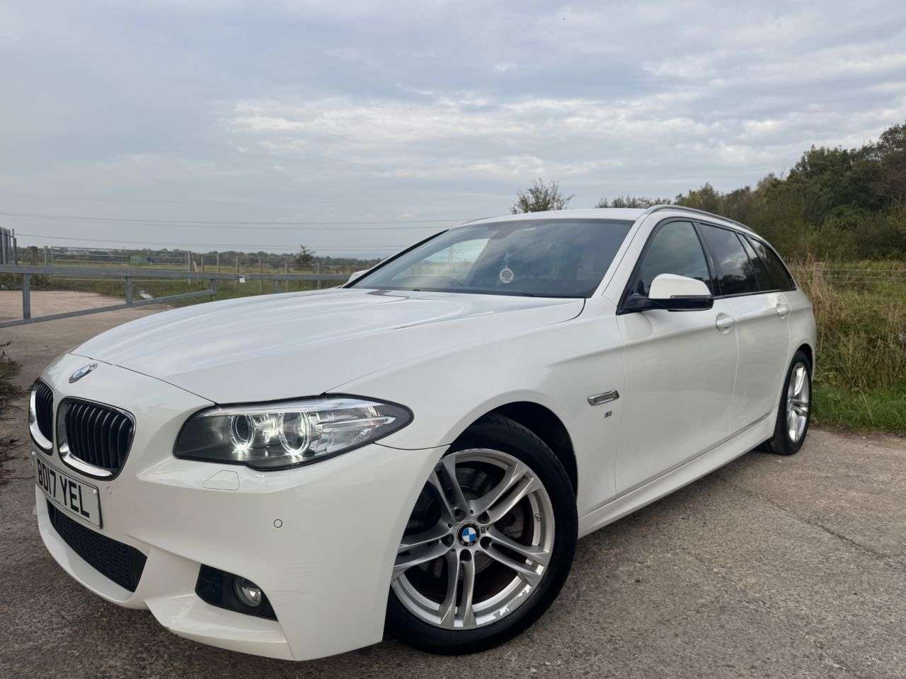 2017 BMW 5 SERIES 2017 BMW 5 SERIES