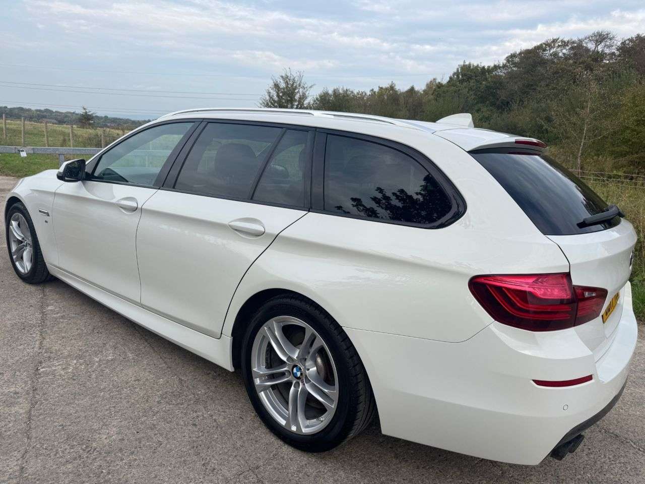 2017 BMW 5 SERIES 2017 BMW 5 SERIES