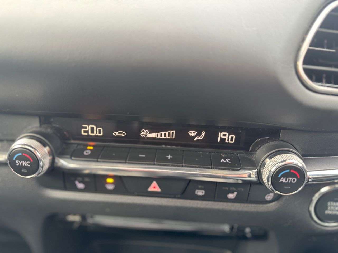 2020 MAZDA CX-30 2020 MAZDA CX-30