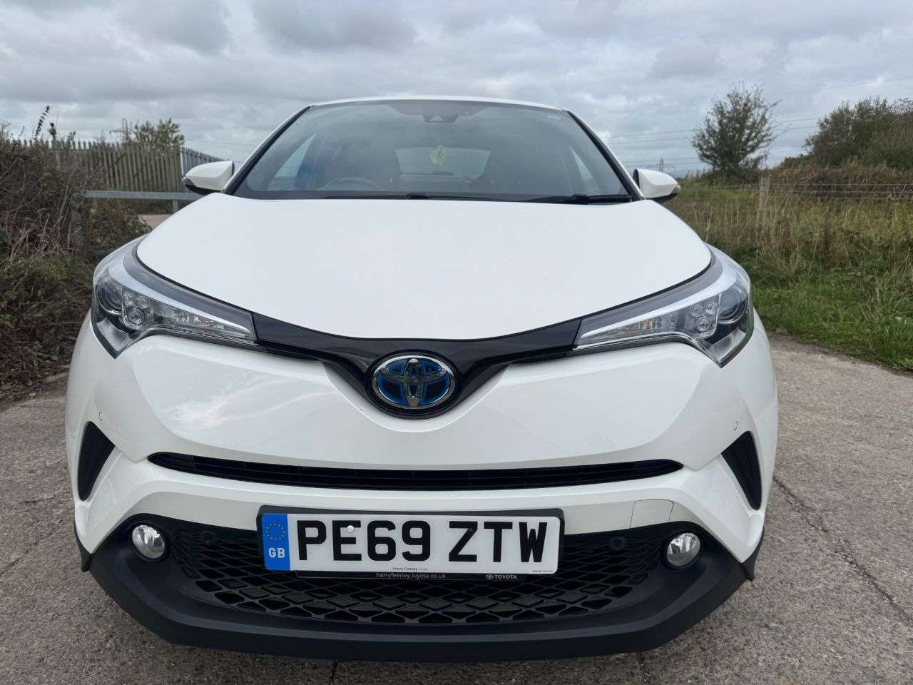 2019 TOYOTA C-HR 2019 TOYOTA C-HR