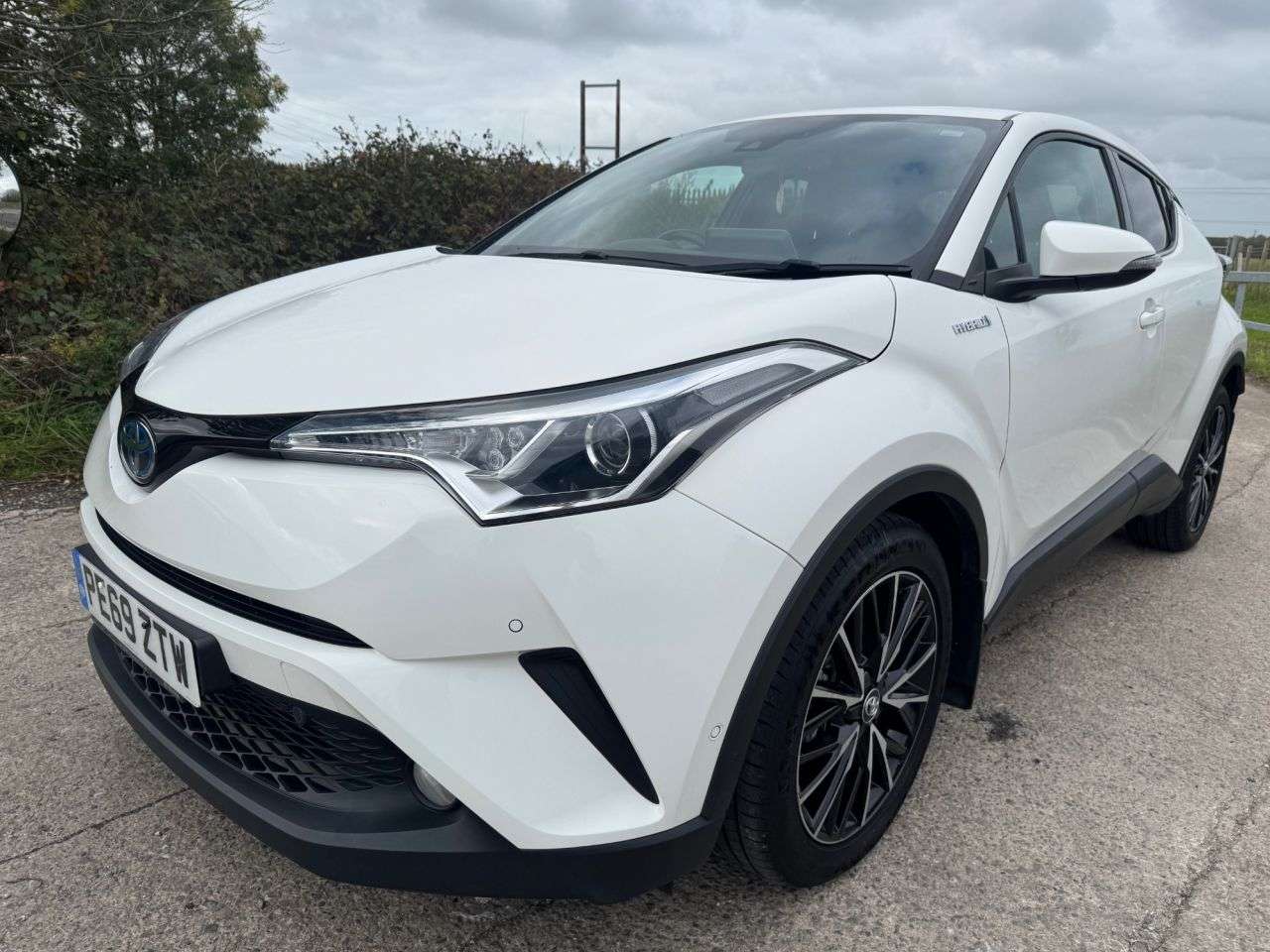 2019 TOYOTA C-HR 2019 TOYOTA C-HR