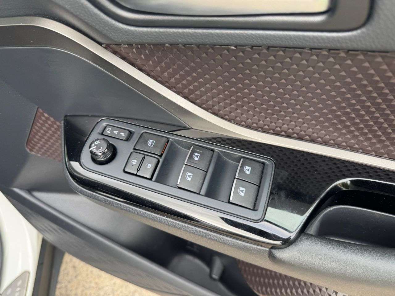 2019 TOYOTA C-HR 2019 TOYOTA C-HR