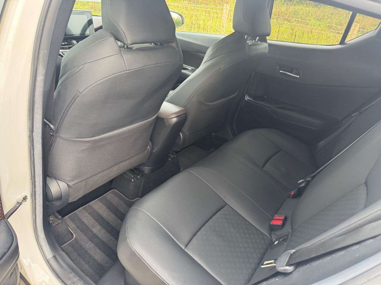 2019 TOYOTA C-HR 2019 TOYOTA C-HR