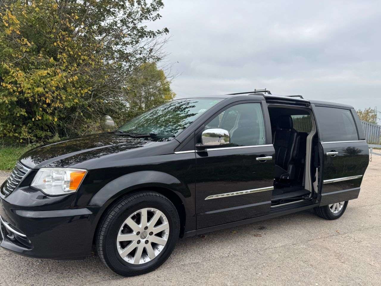 2013 CHRYSLER GRAND VOYAGER 2013 CHRYSLER GRAND VOYAGER