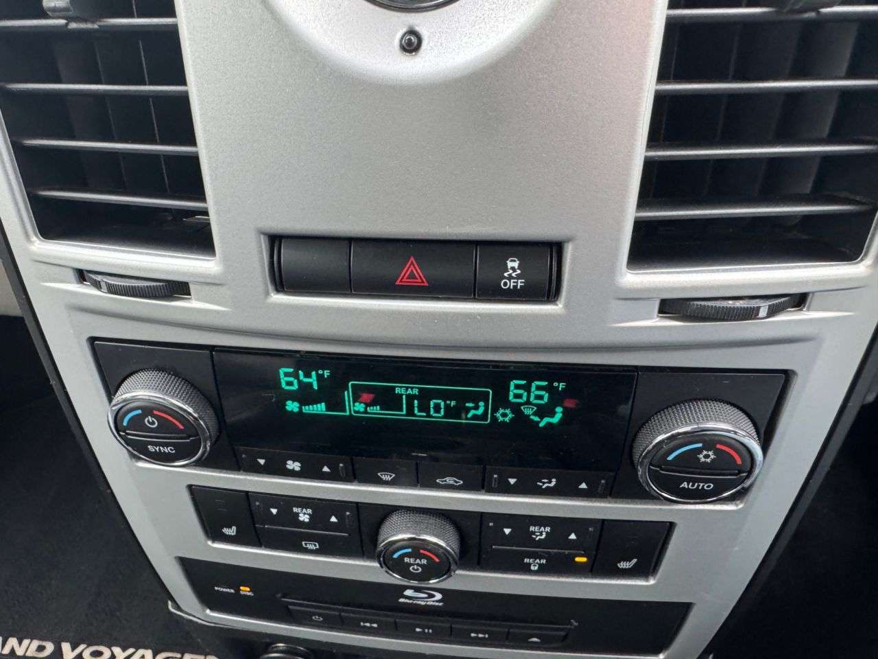 2013 CHRYSLER GRAND VOYAGER 2013 CHRYSLER GRAND VOYAGER