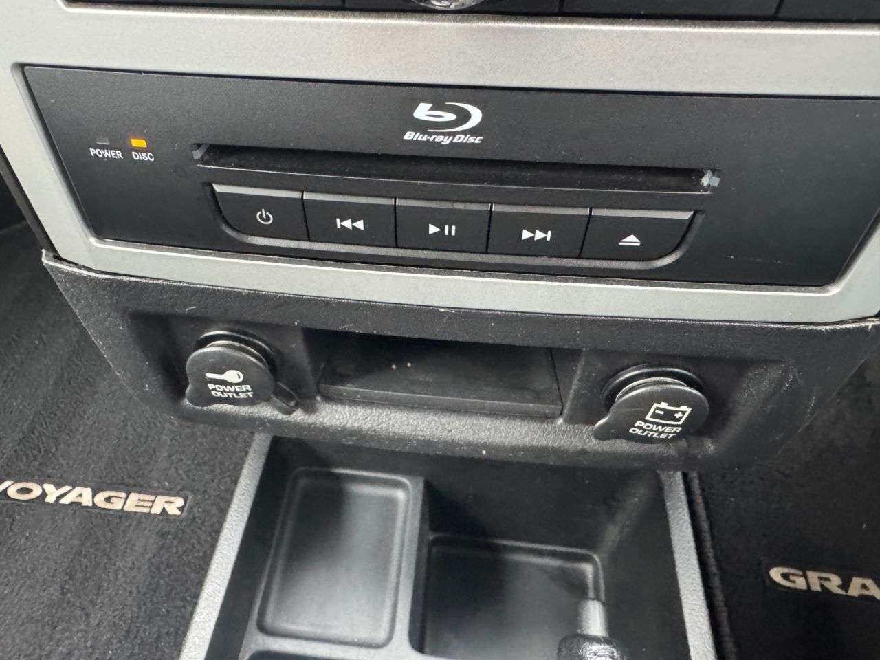 2013 CHRYSLER GRAND VOYAGER 2013 CHRYSLER GRAND VOYAGER