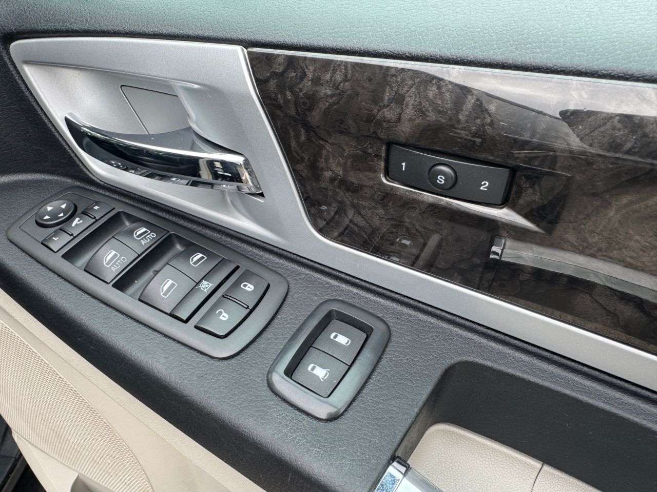 2013 CHRYSLER GRAND VOYAGER 2013 CHRYSLER GRAND VOYAGER