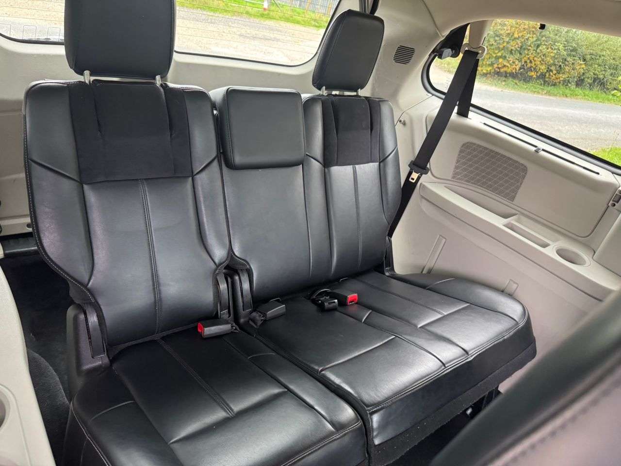 2013 CHRYSLER GRAND VOYAGER 2013 CHRYSLER GRAND VOYAGER