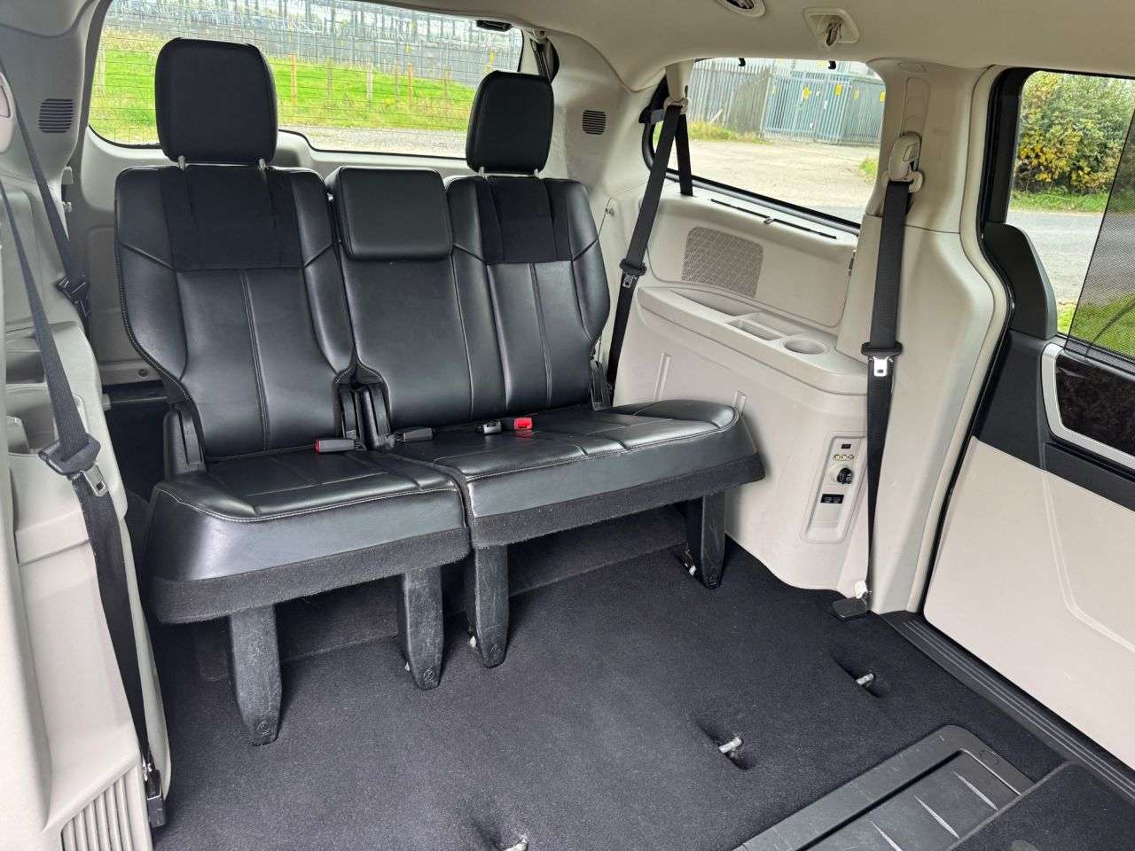 2013 CHRYSLER GRAND VOYAGER 2013 CHRYSLER GRAND VOYAGER