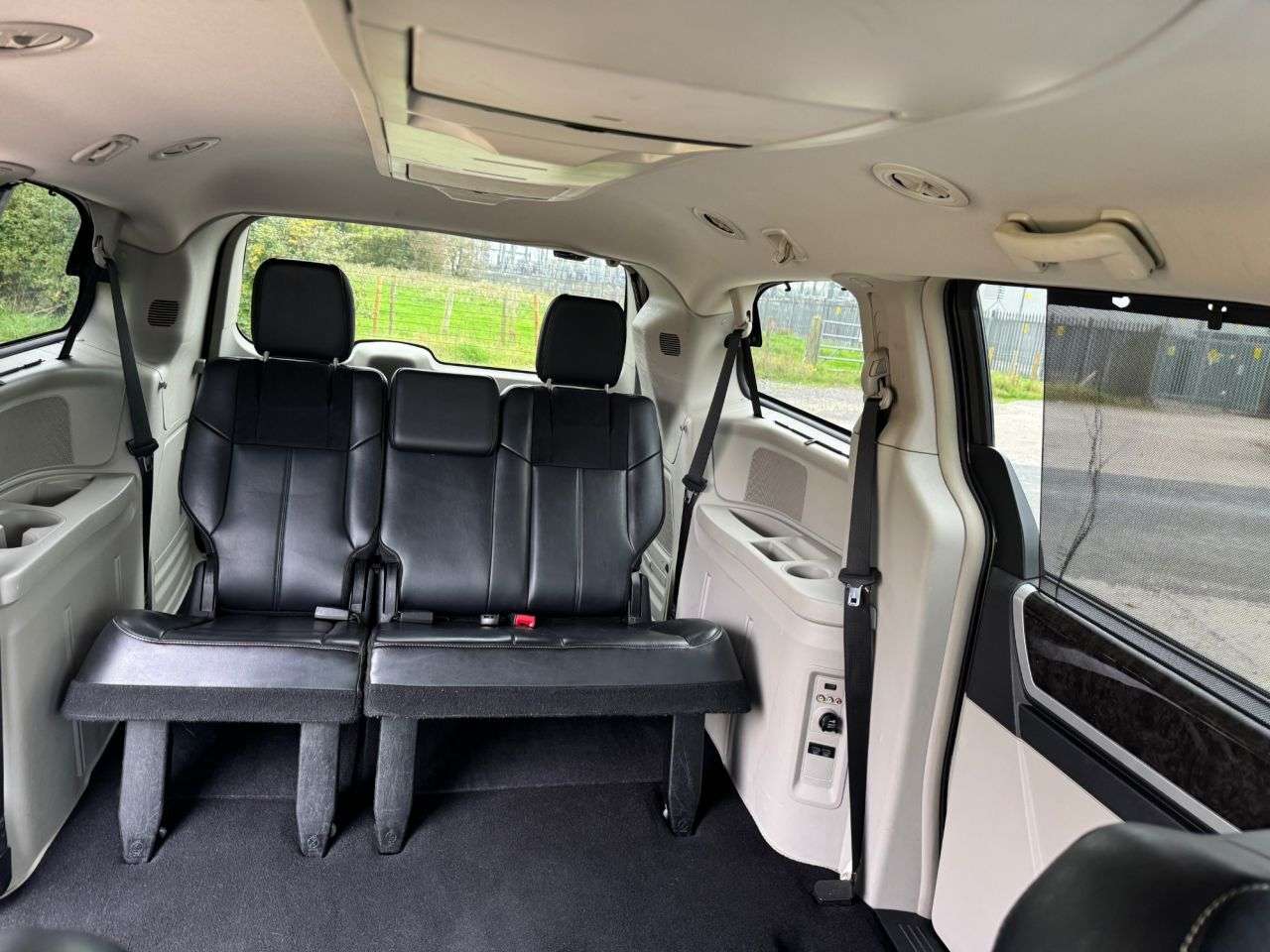 2013 CHRYSLER GRAND VOYAGER 2013 CHRYSLER GRAND VOYAGER