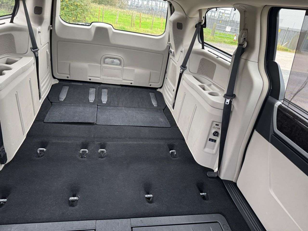 2013 CHRYSLER GRAND VOYAGER 2013 CHRYSLER GRAND VOYAGER