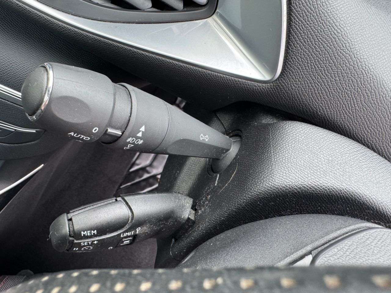 2018 PEUGEOT 308 2018 PEUGEOT 308