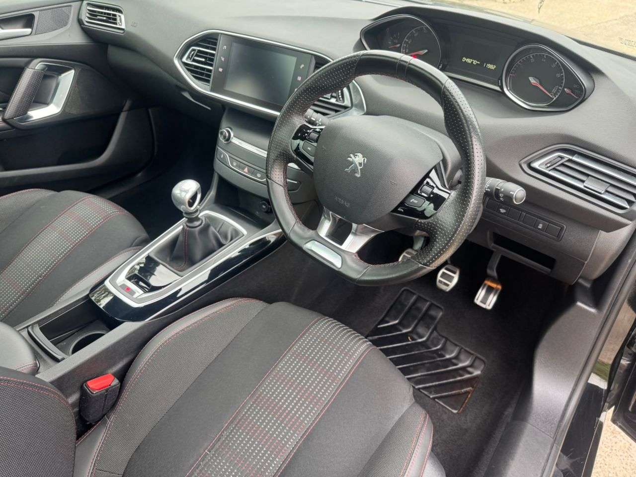 2018 PEUGEOT 308 2018 PEUGEOT 308