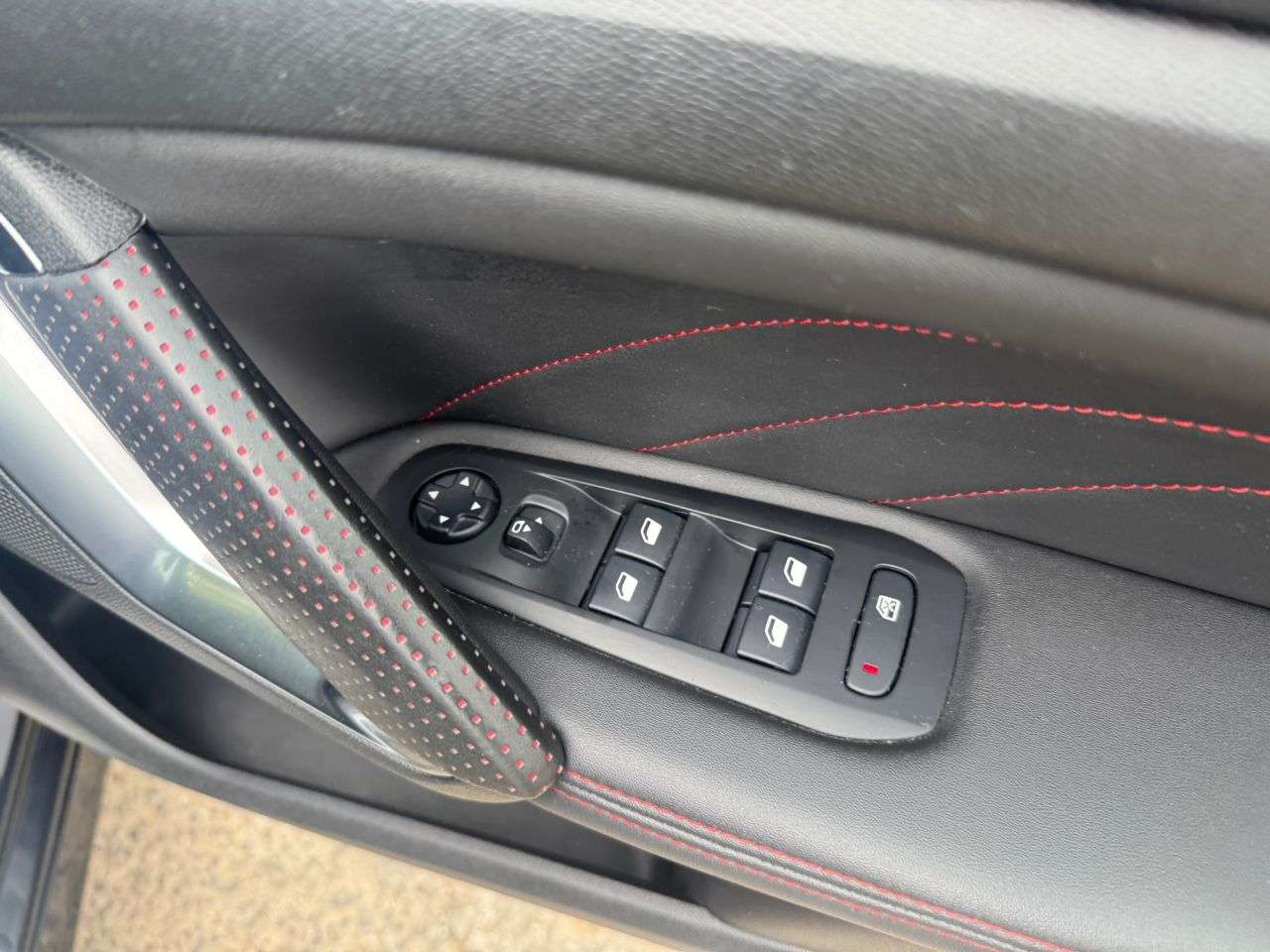 2018 PEUGEOT 308 2018 PEUGEOT 308