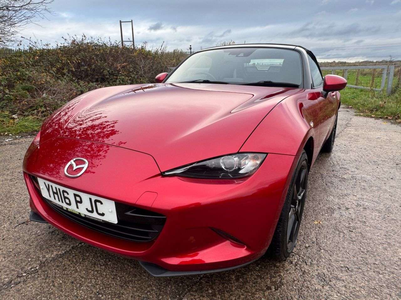 2016 MAZDA MX-5 2016 MAZDA MX-5