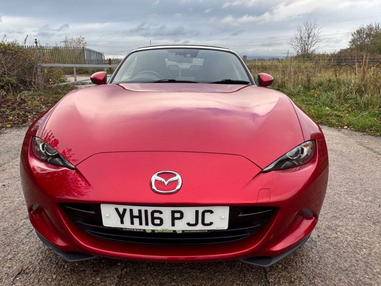 2016 MAZDA MX-5 2016 MAZDA MX-5