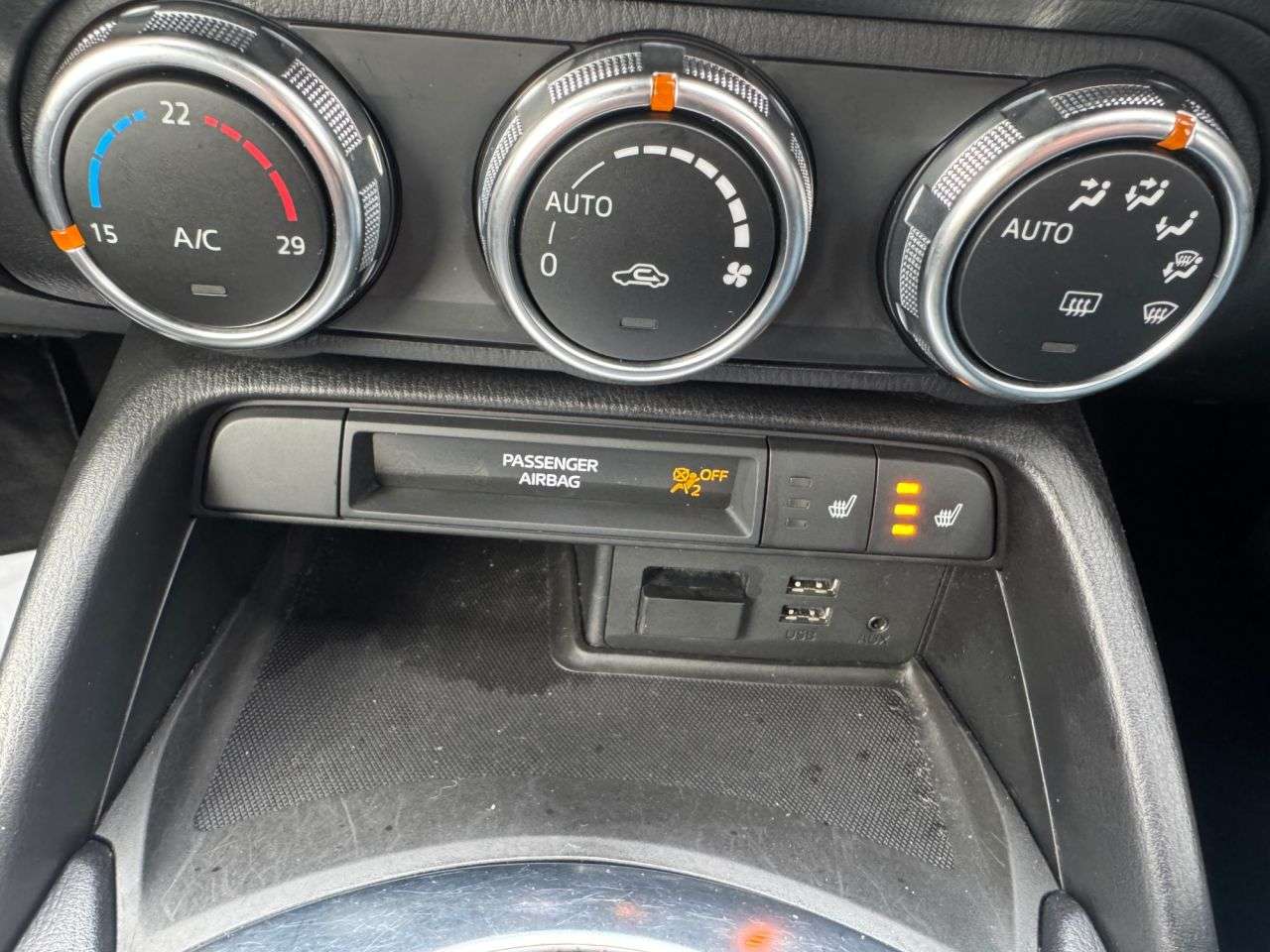 2016 MAZDA MX-5 2016 MAZDA MX-5