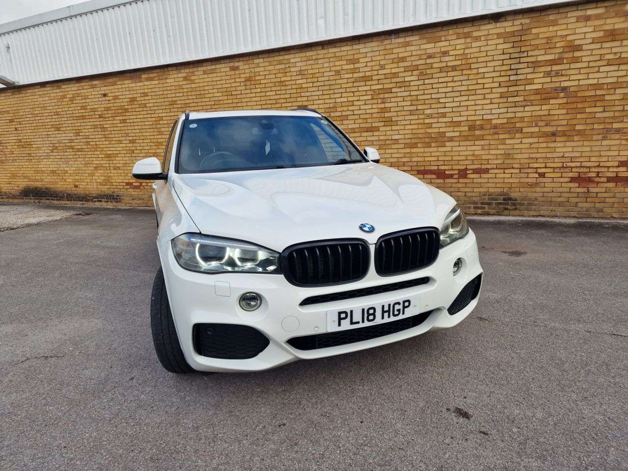 A 2018 BMW X5 3.0 30d M Sport SUV 5dr Diesel Auto xDrive Euro 6 (s/s) (258 ps) HEATED SEA A 2018 BMW X5 3.0 30d M Sport SUV 5dr Diesel Auto xDrive Euro 6 (s/s) (258 ps) HEATED SEA