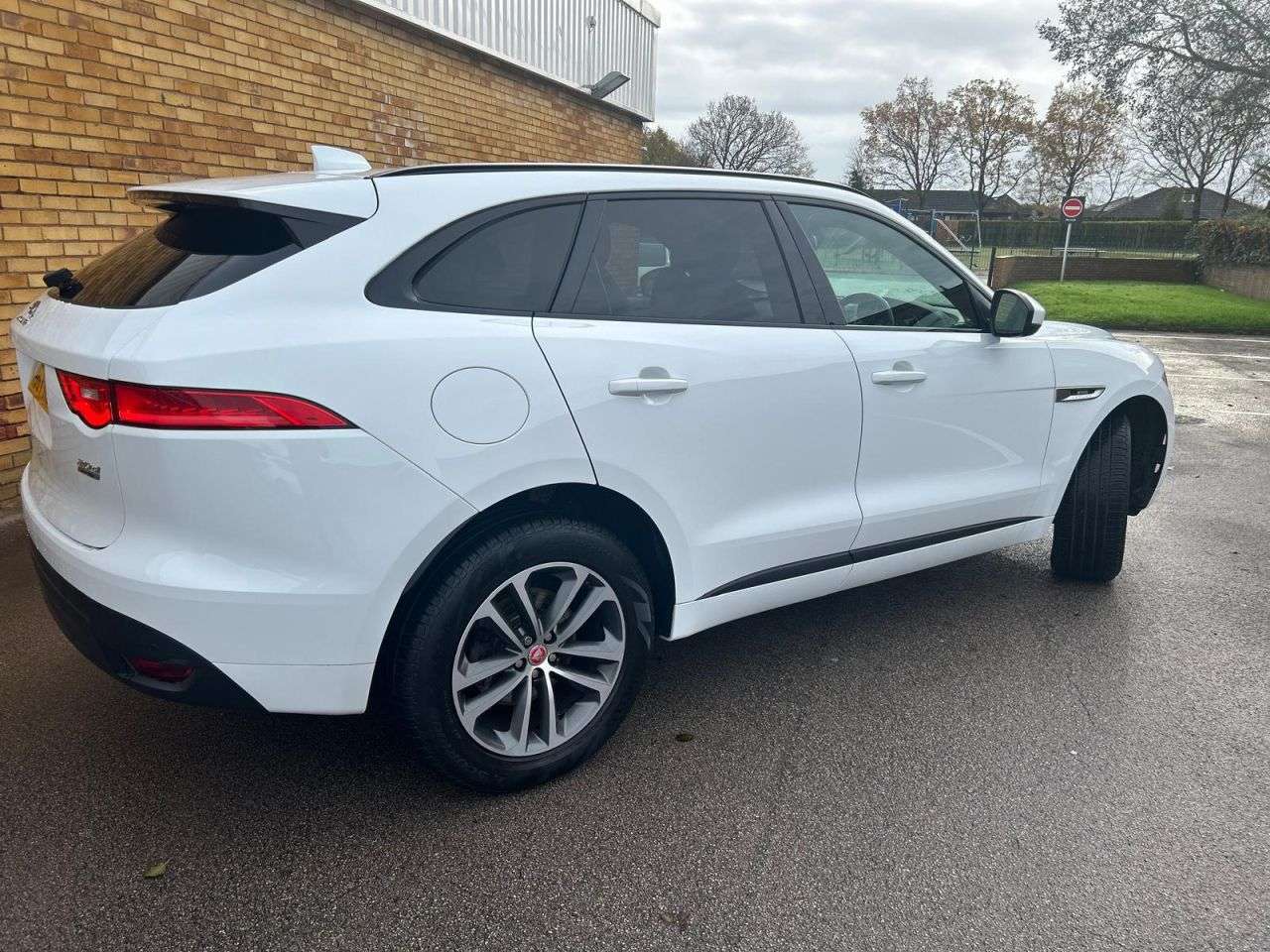 2018 JAGUAR F-PACE 2018 JAGUAR F-PACE