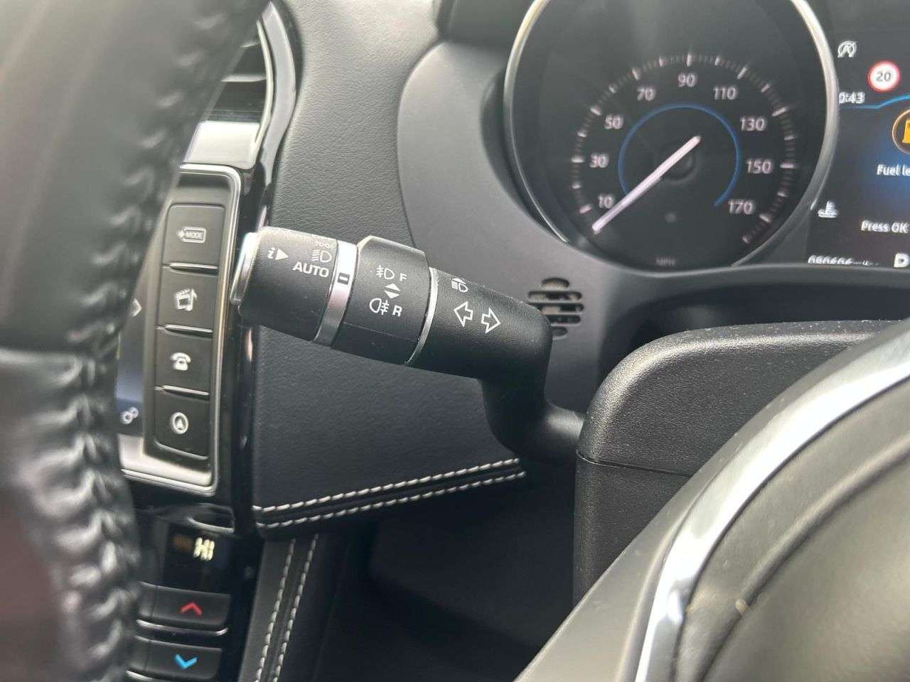 2018 JAGUAR F-PACE 2018 JAGUAR F-PACE