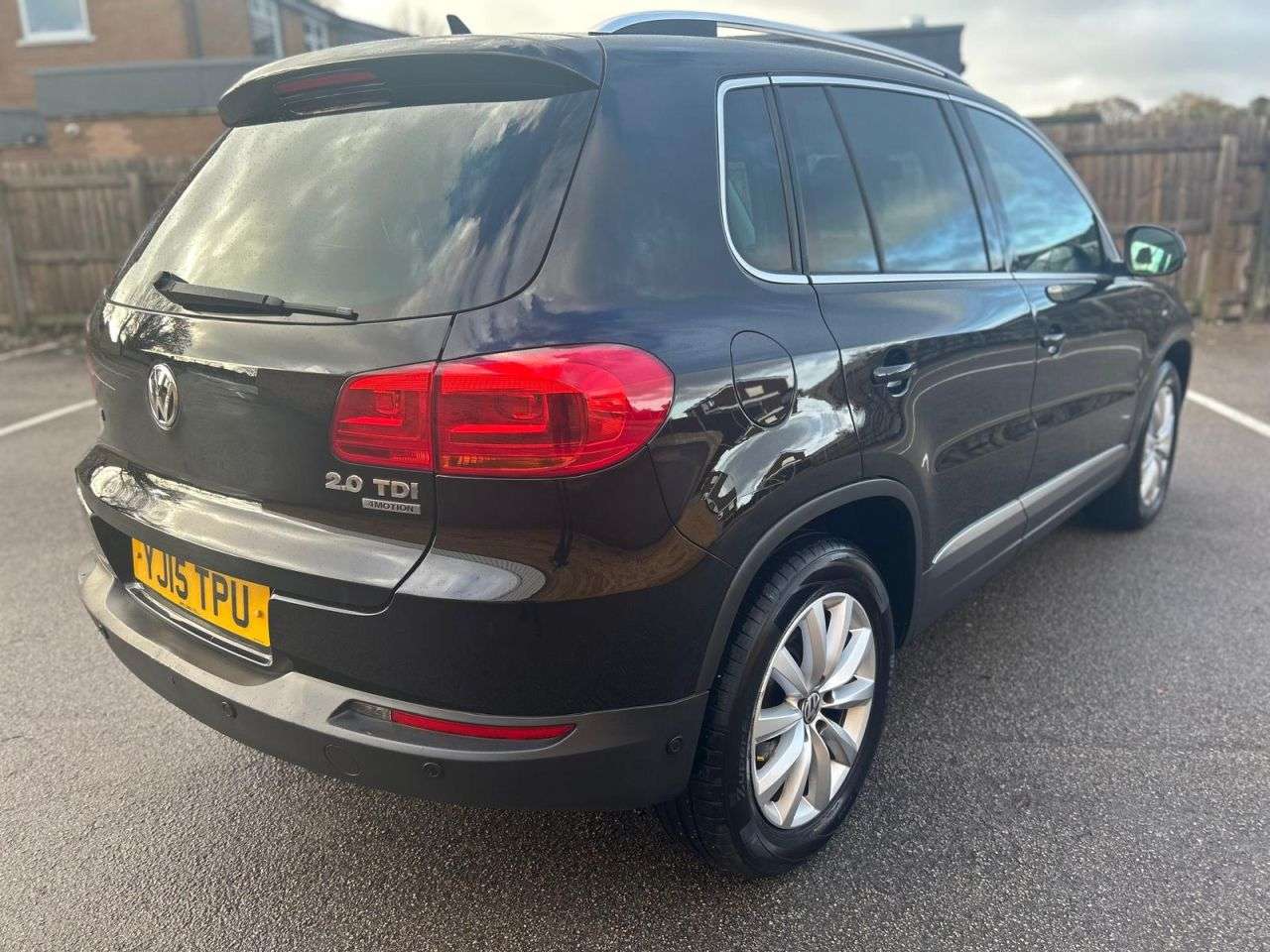 2015 VOLKSWAGEN TIGUAN 2015 VOLKSWAGEN TIGUAN