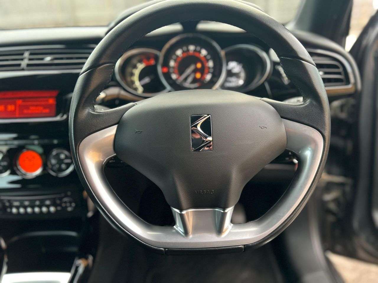 2015 CITROEN DS3 2015 CITROEN DS3