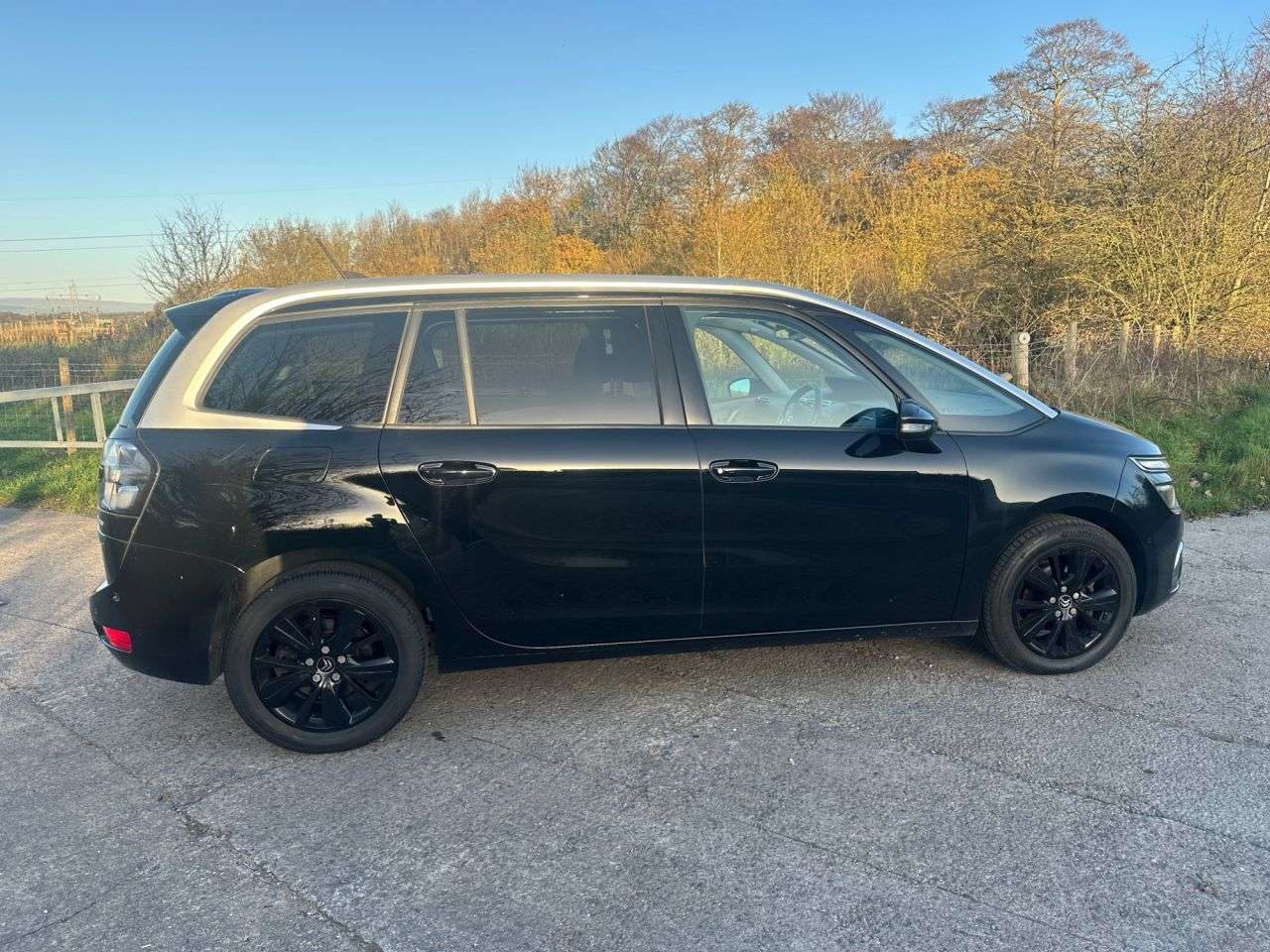 A 2019 CITROEN GRAND C4 SPACETOURER 1.5 BlueHDi Flair MPV 5dr Diesel Manual Euro 6 (s/s) (130 ps) GLASS PANO RO A 2019 CITROEN GRAND C4 SPACETOURER 1.5 BlueHDi Flair MPV 5dr Diesel Manual Euro 6 (s/s) (130 ps) GLASS PANO RO