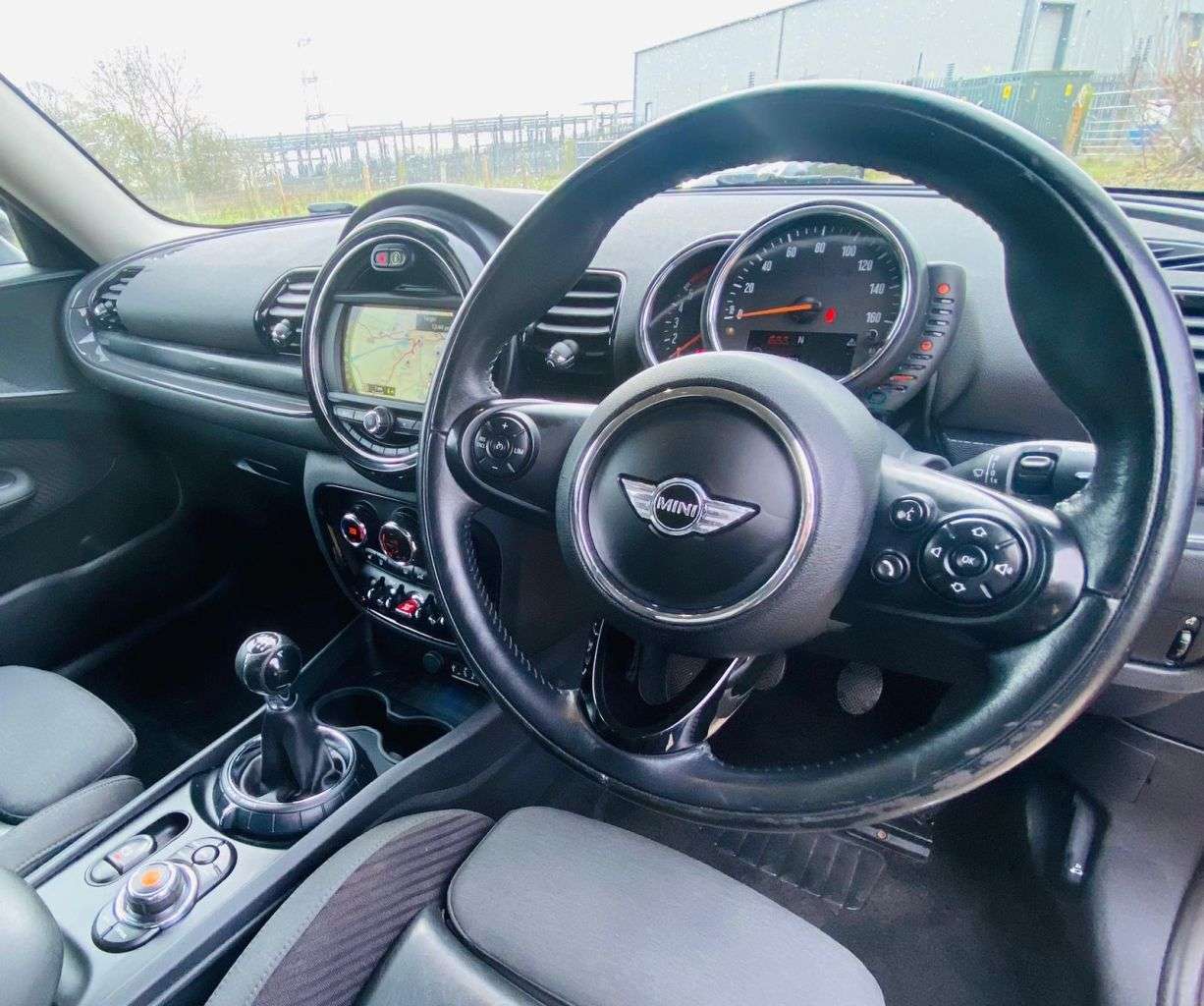 2016 MINI CLUBMAN 2016 MINI CLUBMAN