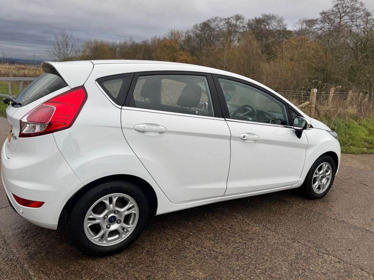 2015 FORD FIESTA 2015 FORD FIESTA