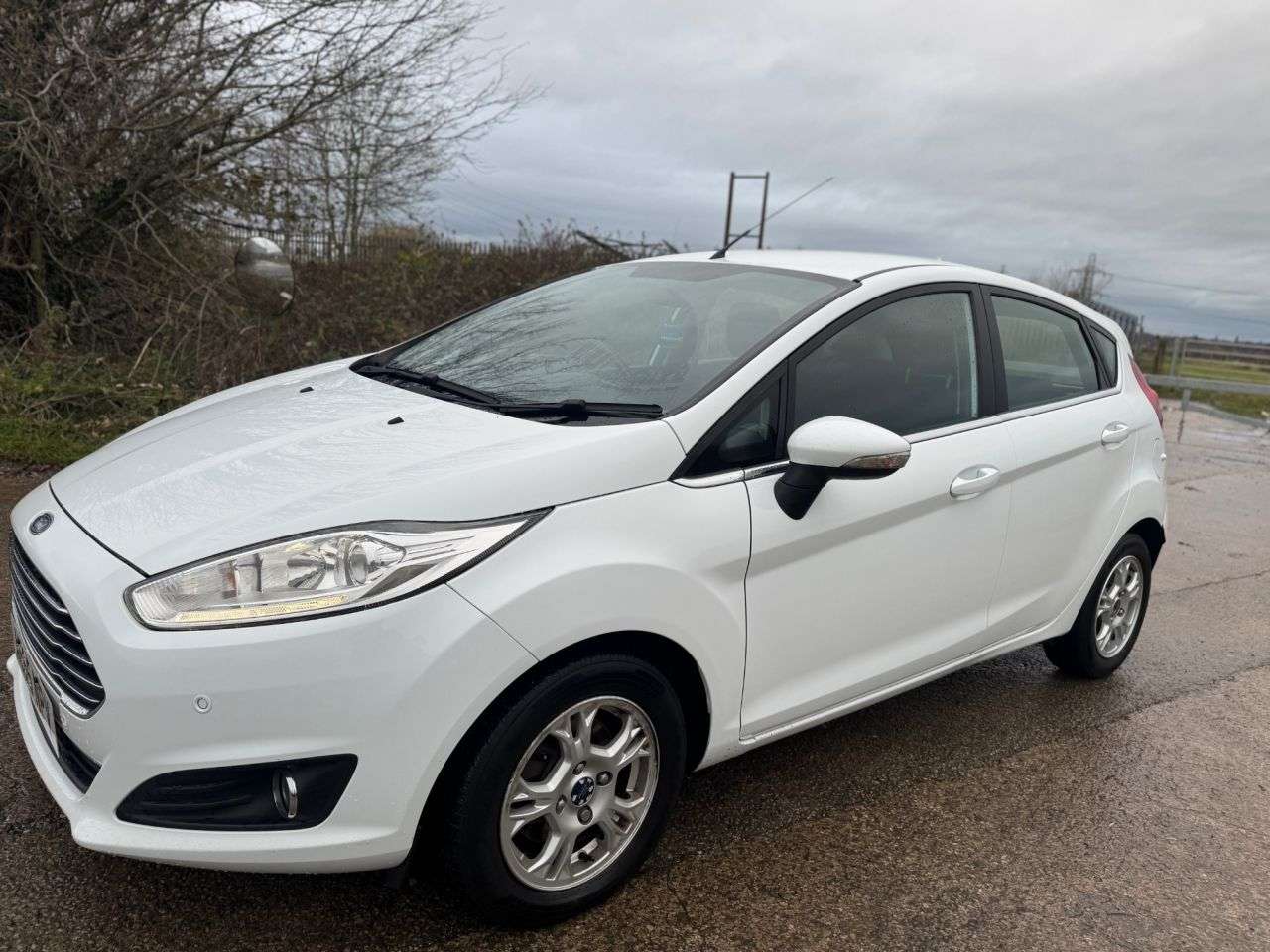 2015 FORD FIESTA 2015 FORD FIESTA