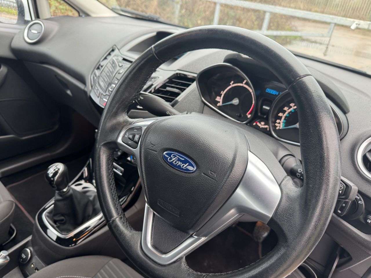 2015 FORD FIESTA 2015 FORD FIESTA