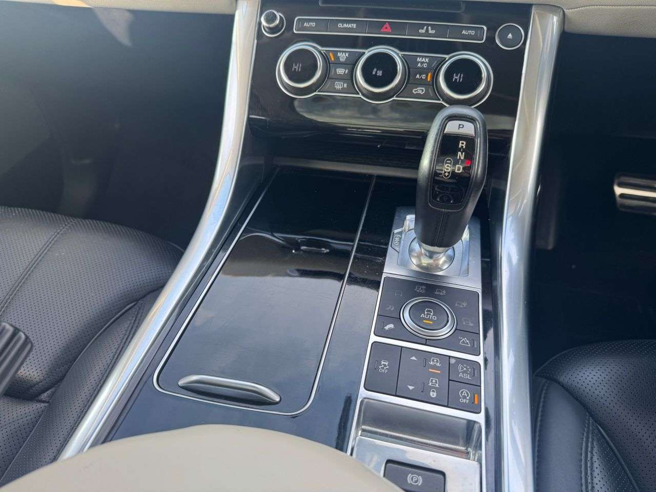 2015 LAND ROVER RANGE ROVER SPORT 2015 LAND ROVER RANGE ROVER SPORT