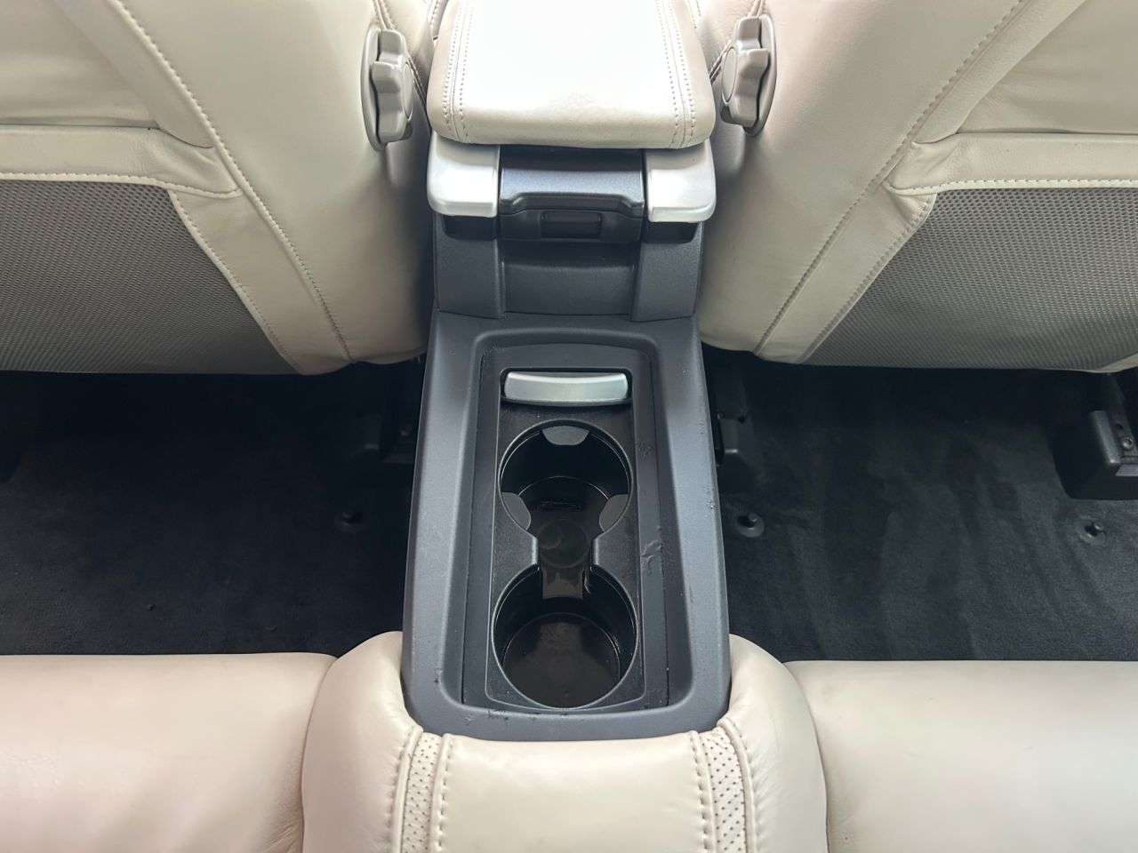 2011 VOLVO C70 2011 VOLVO C70