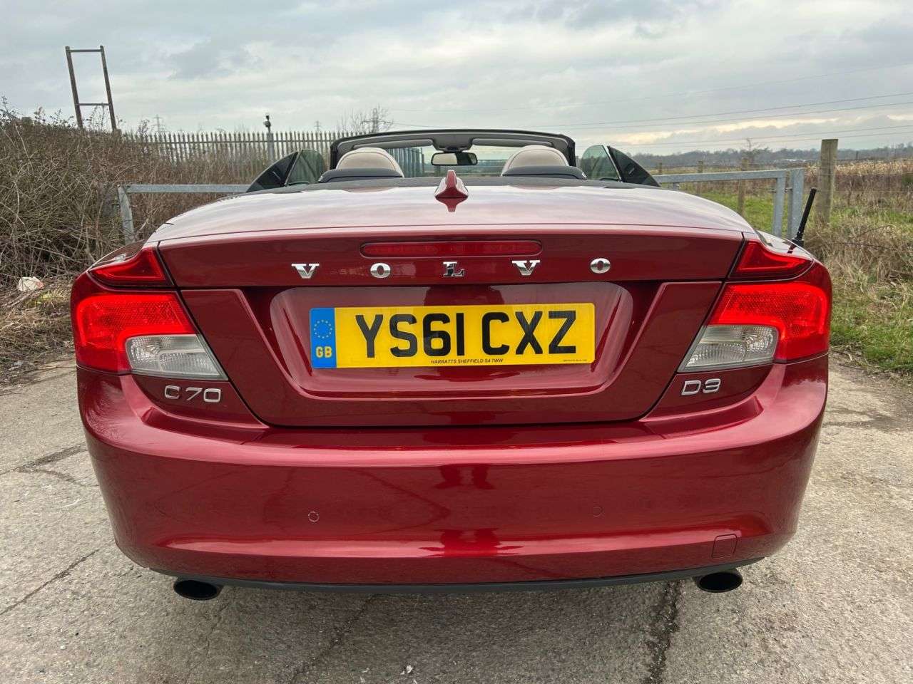 2011 VOLVO C70 2011 VOLVO C70